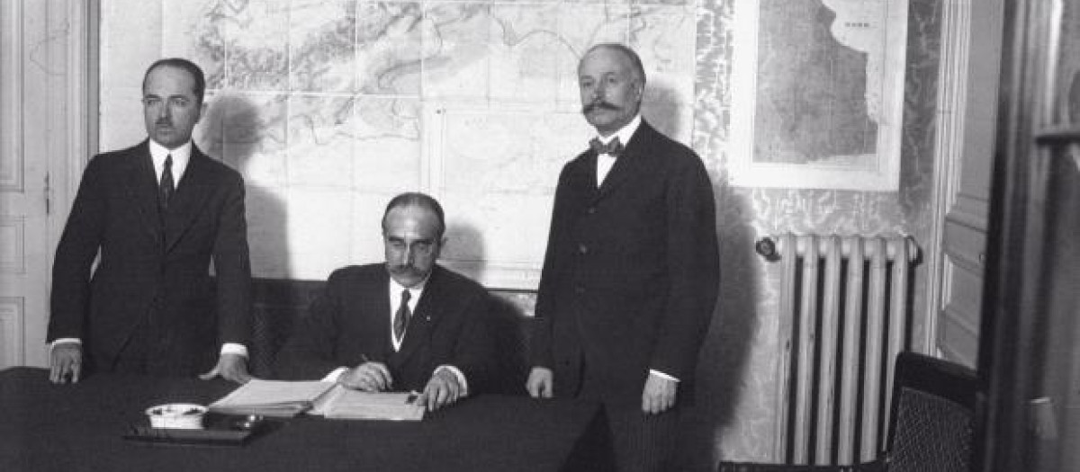 Firma del Tratado de Tánger