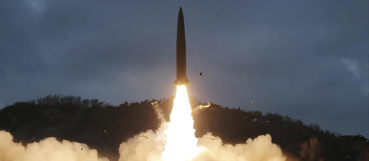 Imágenes de la prueba de misiles guiados realizados por Corea del Norte