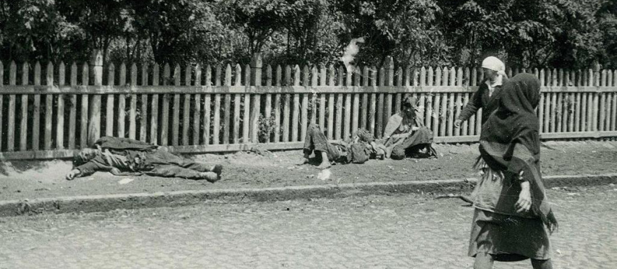 Campesinos en una calle de Kharkiv, 1933