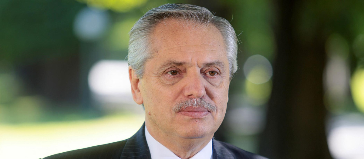 El presidente argentino Alberto Fernández durante una conferencia de prensa