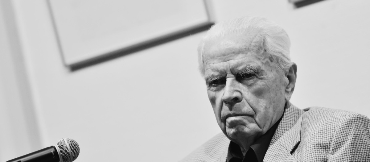 El ex Viceministro de la Stasi, Werner Großmann, presenta su nuevo libro 'El hombre de la convicción' en Berlín, Alemania