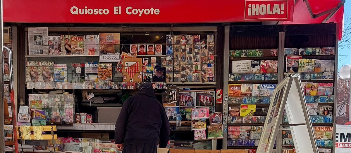 El quiosco El Coyote, de Julio, en la calle Guzmán el Bueno