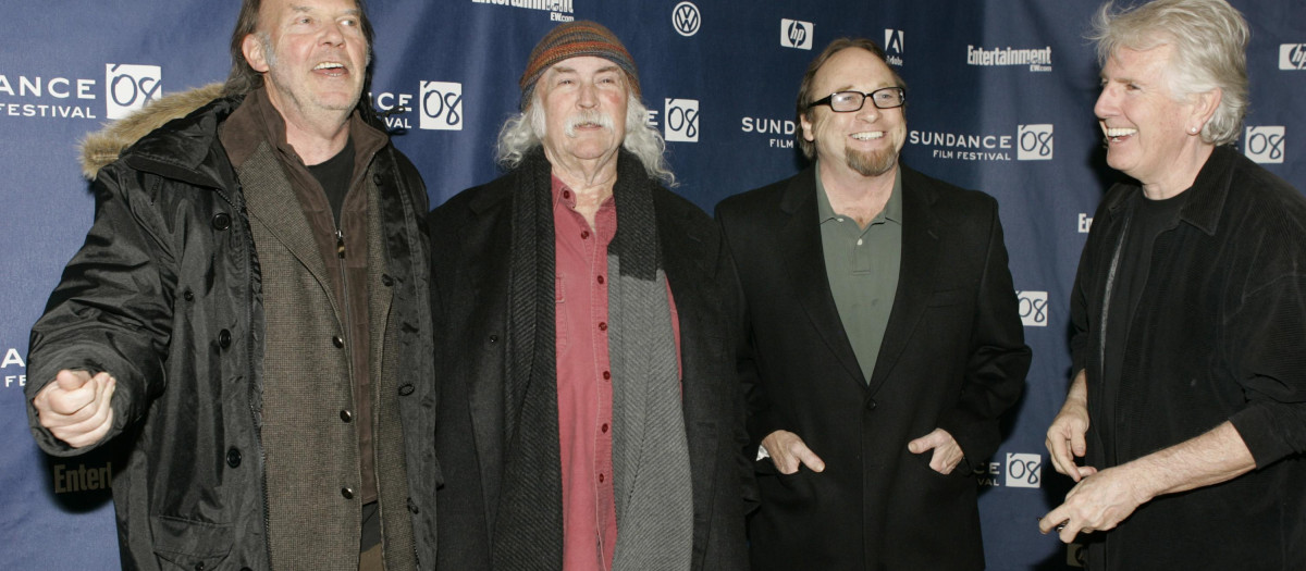 Neil Young, David Crosby, Stephen Stills y Graham Nash cantaron en la première de su película 'CSNY Deja Vu' en 2008