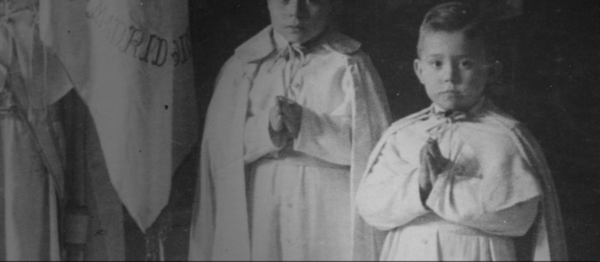 Raphael, de niño, en la iglesia de San Antonio