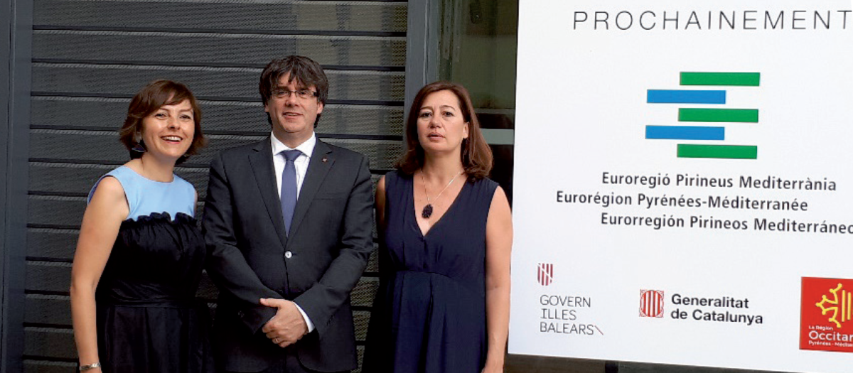 La presidenta de Occitania, Carole Delga, de Cataluña, Puigdemont, y de Baleares, Francine Armengol en una reunión de la Eurorregión Pirineos-Mediterráneo en 2018