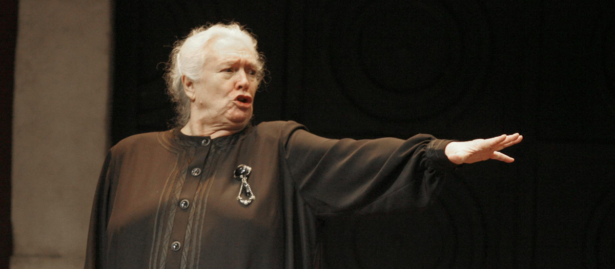 Margarita Lozano se despidió de los escenarios con la obra "La Casa de Bernarda Alba",