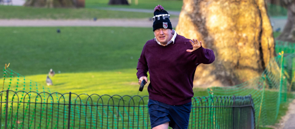 Boris Johnson footing / jogging in London