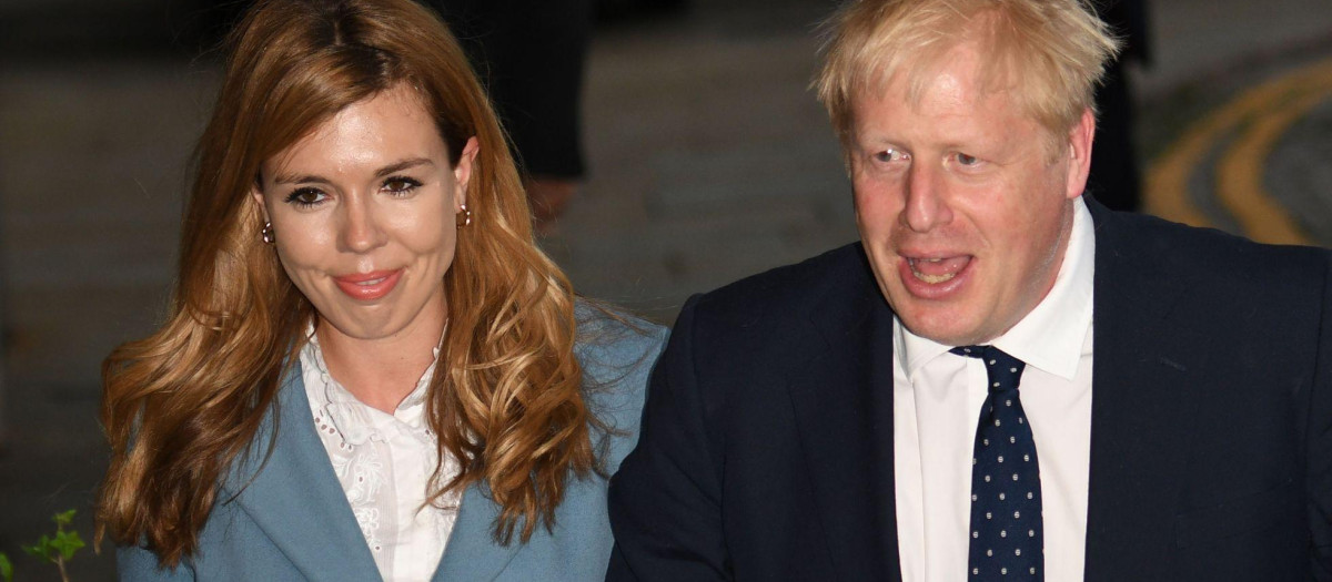 Carrie Symonds junto a su marido, Boris Johnson