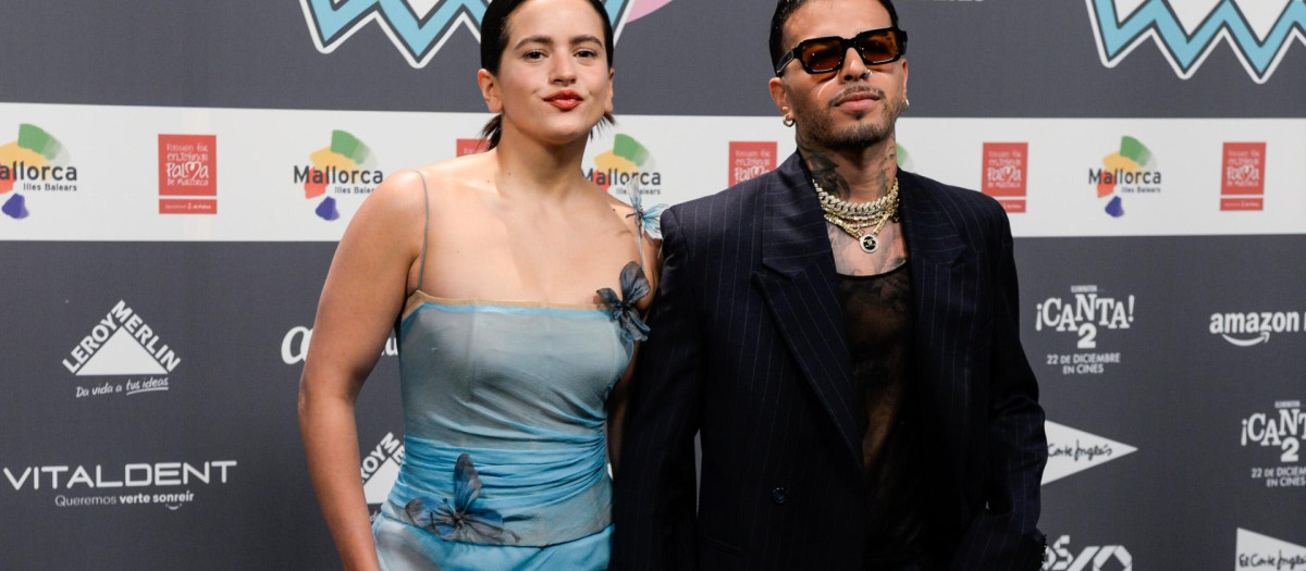 Rosalía y Rauw Alejandro, durante los Premios 40 Principales