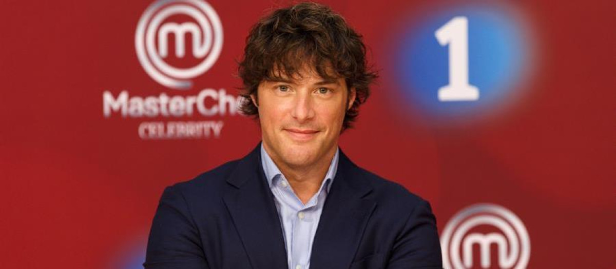 El chef y juez del programa, Jordi Cruz, posa durante la presentación de la nueva temporada de Master Chef en el FesTVal de Vitoria