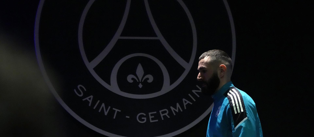Karim Benzema durante la rueda de prensa en el Parque de los Príncipes