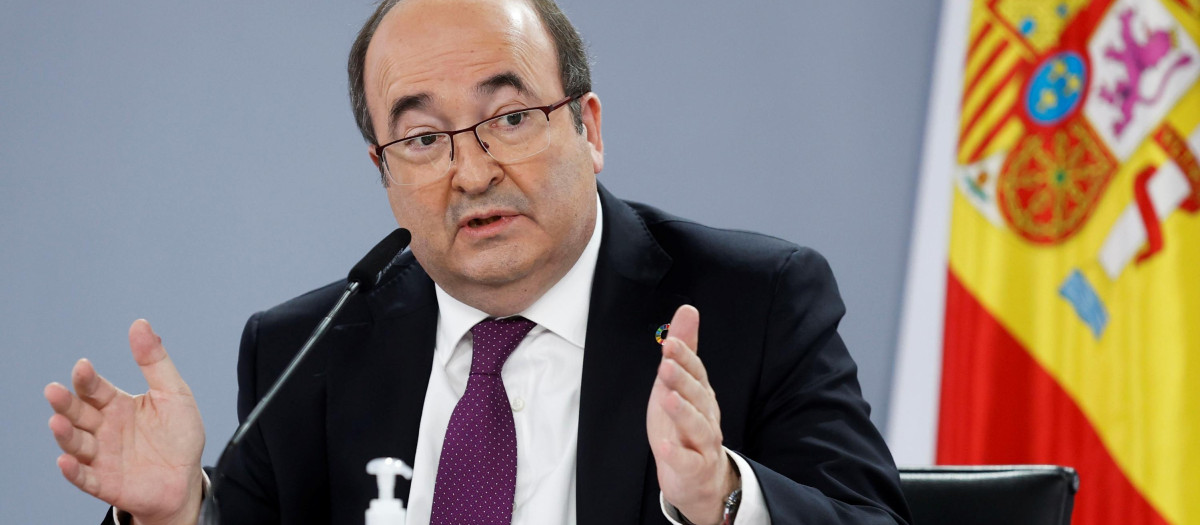 El ministro de Cultura y Deporte, Miquel Iceta, durante la rueda de prensa posterior a la reunión del Consejo de Ministros de este martes