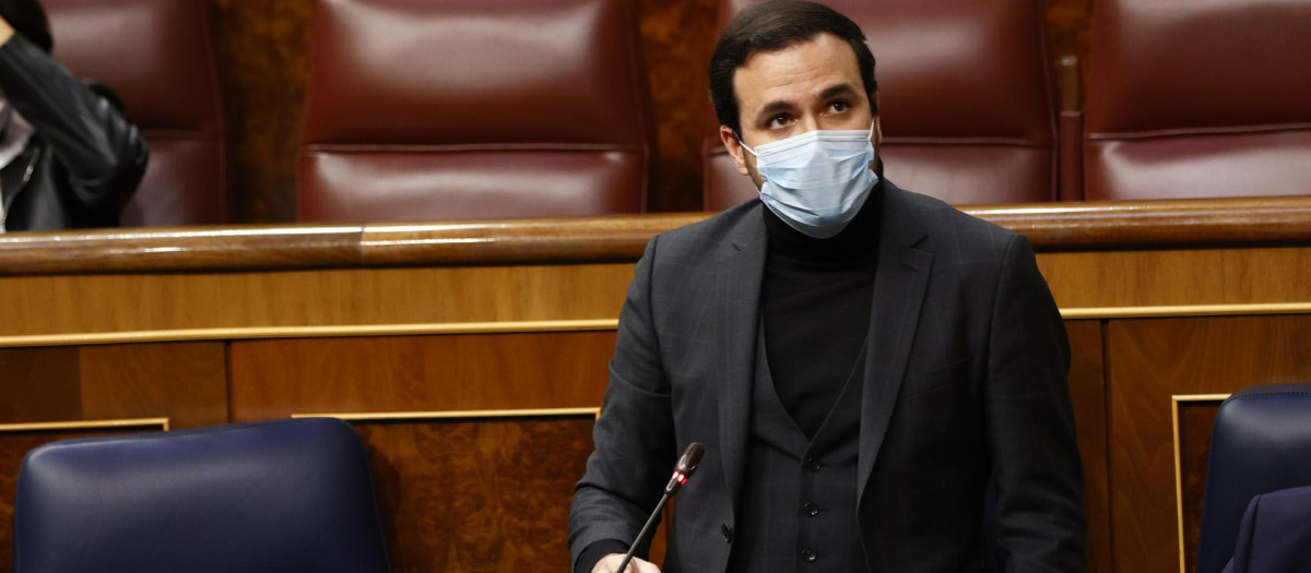 El ministro de Consumo, Alberto Garzón, durante la sesión de control al Gobierno de este miércoles