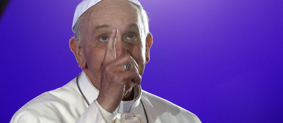 El Papa Francisco ha promulgado una nueva carta apostólica que da mucho más poder a los obispos