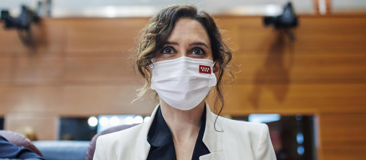 Isabel Díez Ayuso en una sesión plenaria de la Asamblea de Madrid