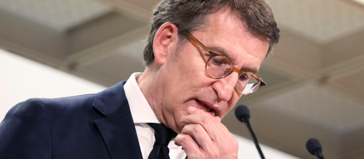 Alberto Núñez Feijóo durante una rueda de prensa