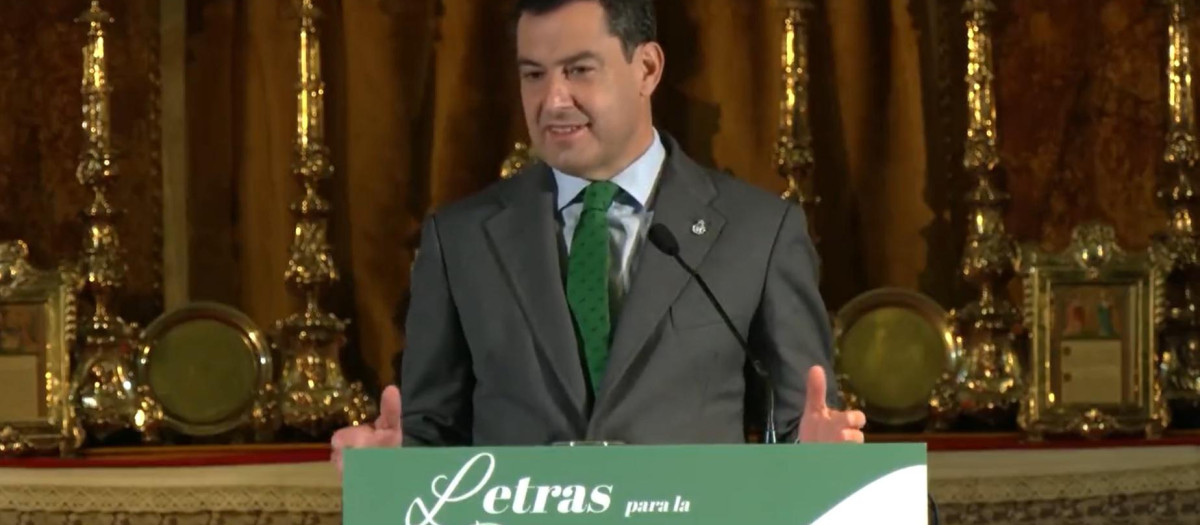 Juanma Moreno durante la apertura de las I Jornadas Andaluzas Letras para la Concordia