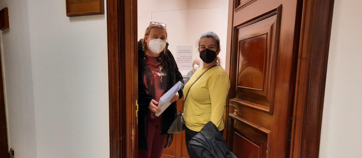 Engràcia Soler, presidenta de ACISE-ACEESE, y Montserrat Márquez, presidenta de ACISE-ACEESE Madrid