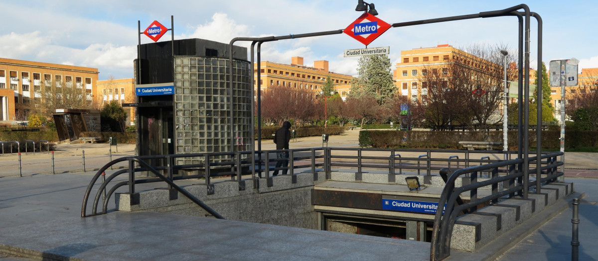 Estación de Ciudad Universitaria