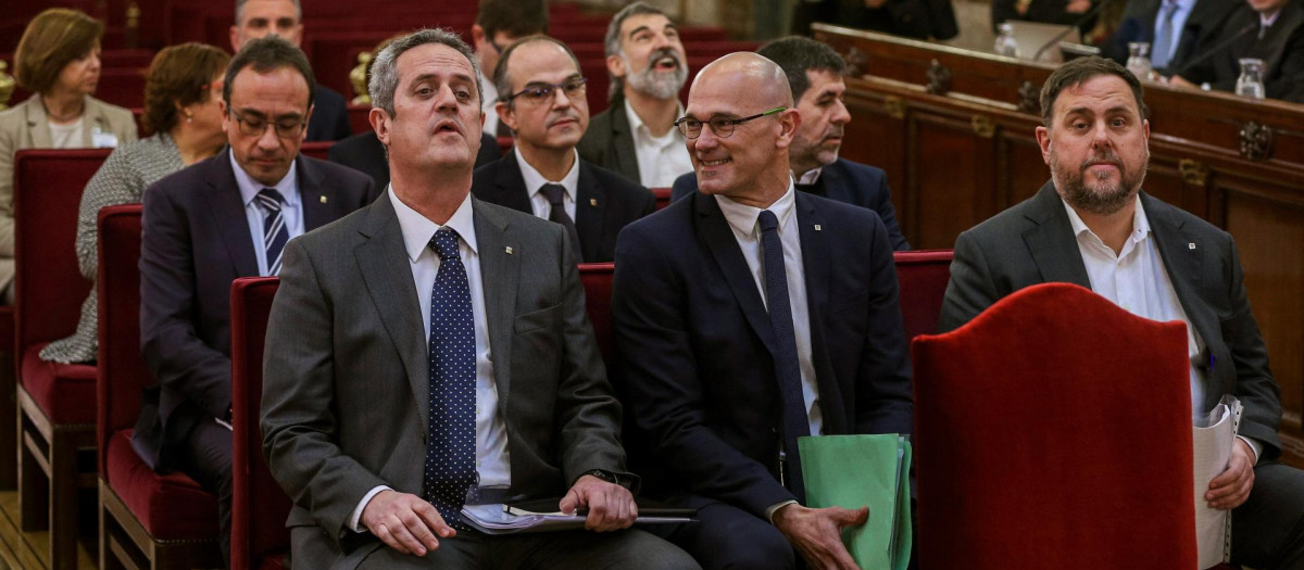 Oriol Junqueras, Raül Romeva, Jordi Turull, Josep Rull, Jordi Sanchez, Jordi Cuixart y Joaquim Forn