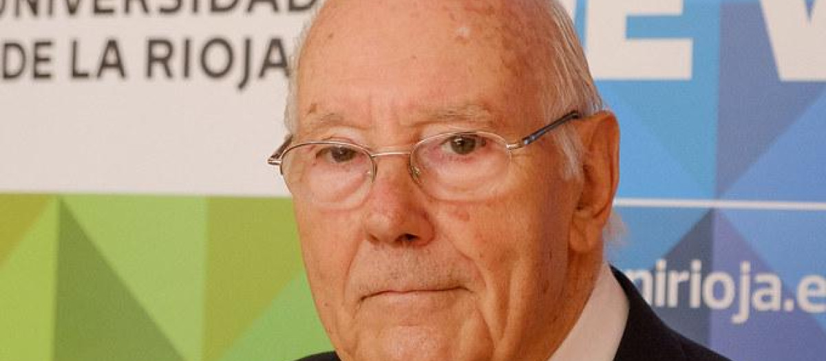 José Manuel Romay Beccaría