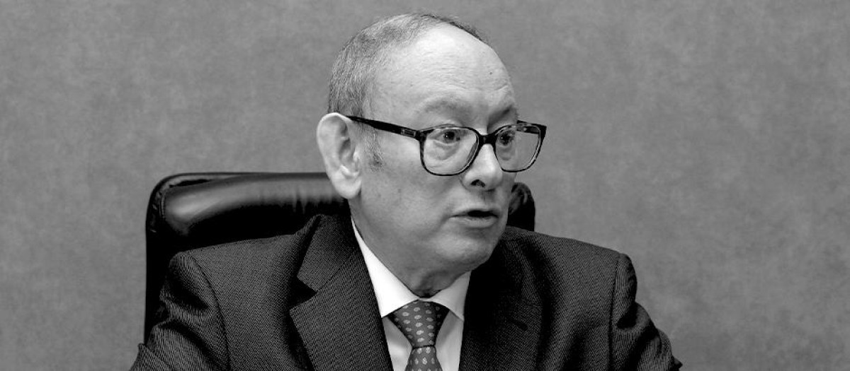 Mario Rafanan Pionero de la regulación financiera