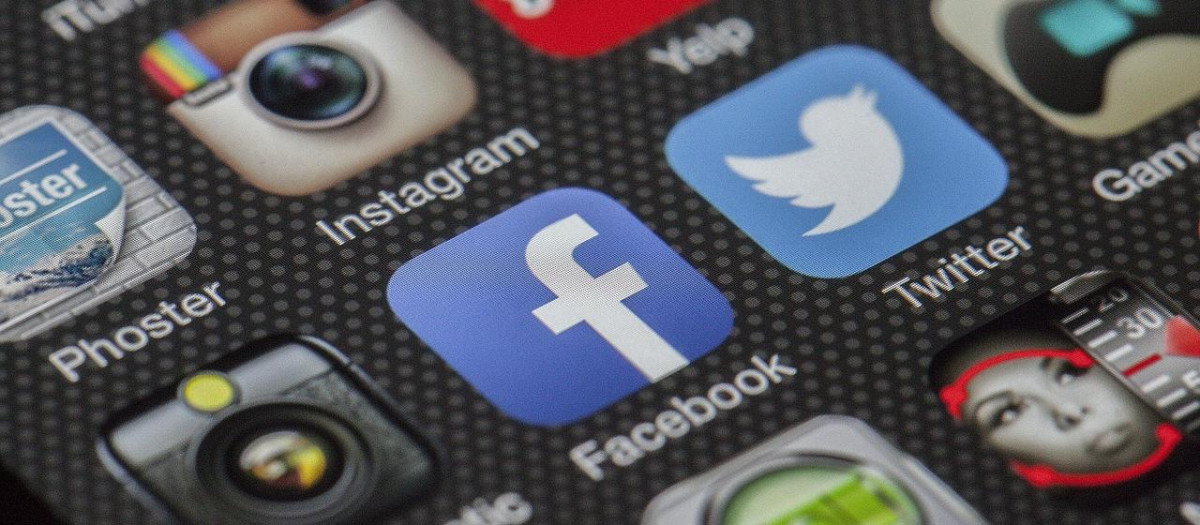 Twitter y Facebook han optado por copiar sus sites en Tor