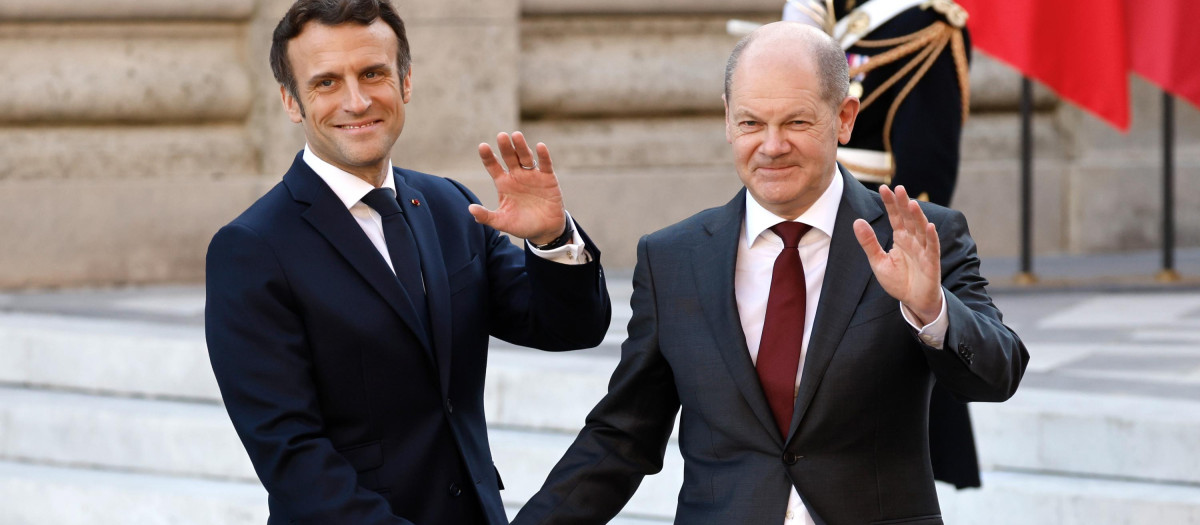 Emmanuel Macron, presidente de Francia y Olaf Scholz primer ministro Alemán