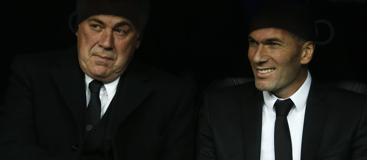 Carlo Ancelotti junto a Zinedine Zidane cuando el francés fue el segundo del italiano