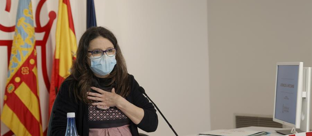 La vicepresidenta y portavoz del Consell, Mónica Oltra, durante una rueda de prensa