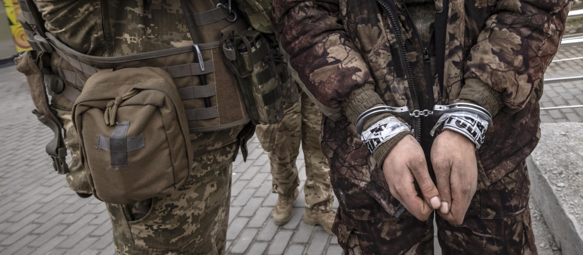 Prisionero de guerra ruso en Ucrania