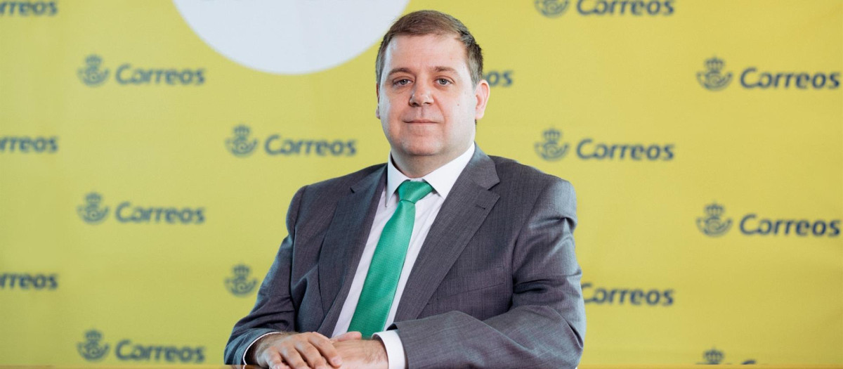 El presidente de Correos, Juan Manuel Serrano.