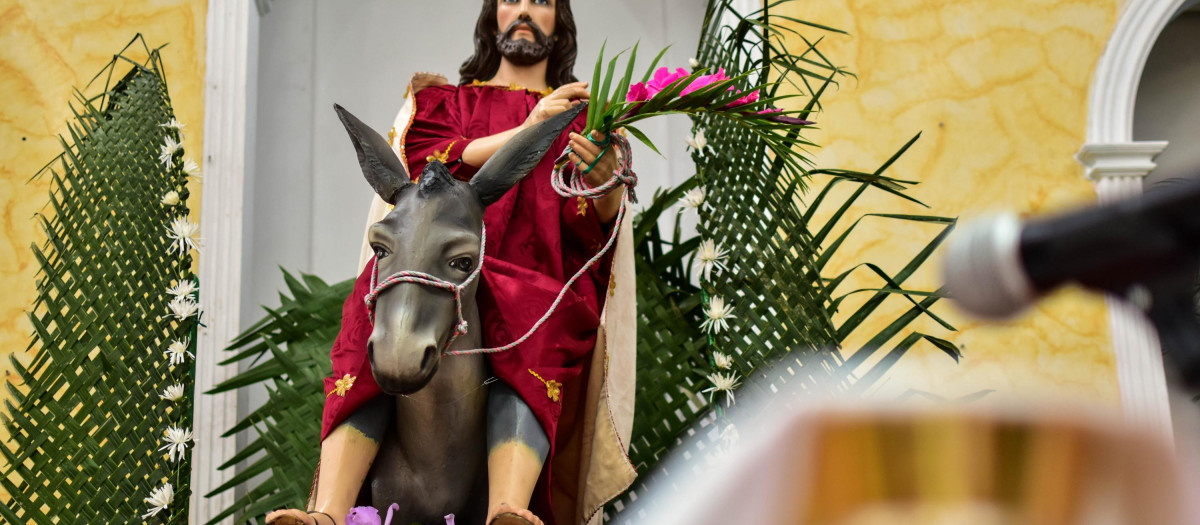 Jesús entrando a Jerusalén el Domingo de Ramos