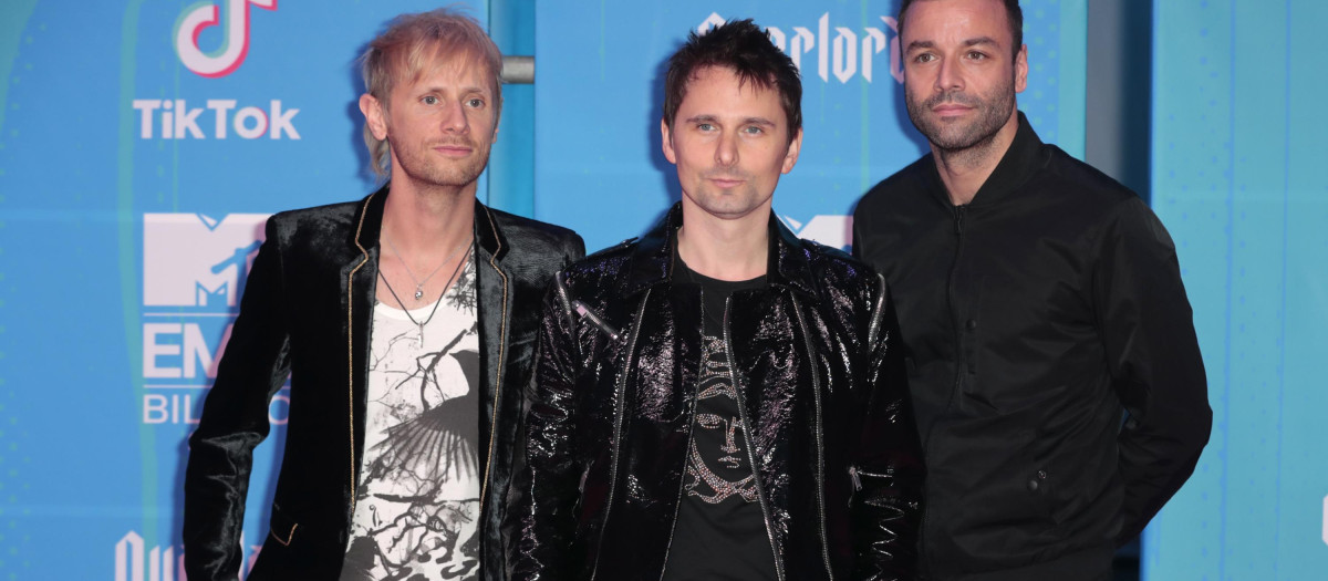 Singer Matt Bellamy with Christopher Wolstenholme and Dominic Howard de Muse