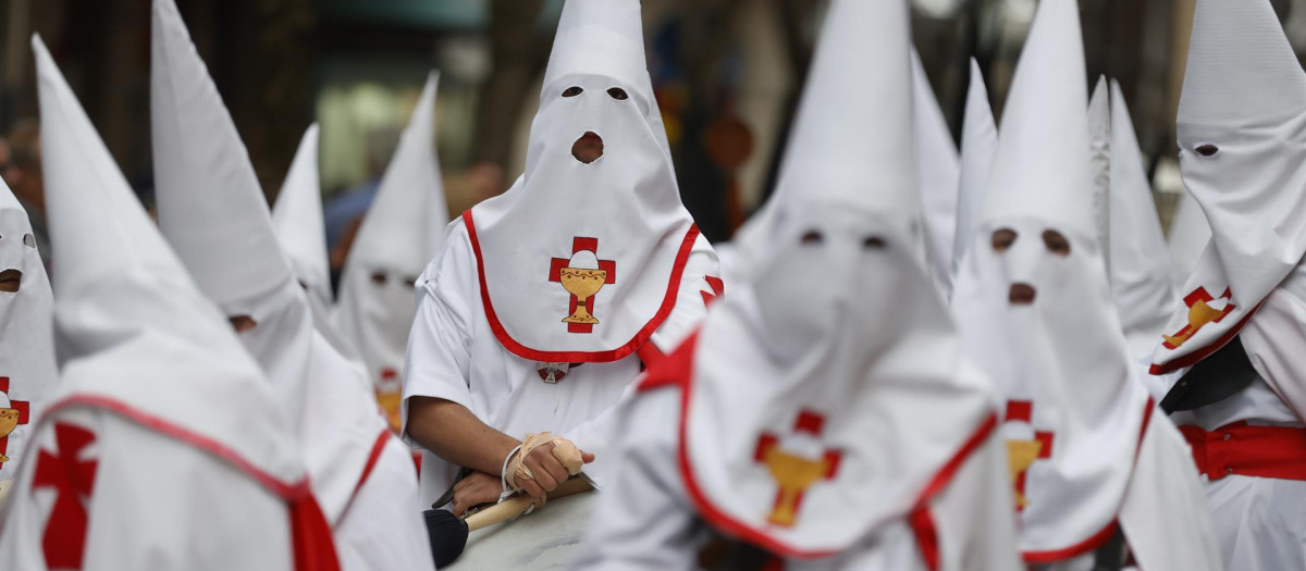 La procesión del Nazareno recorre este lunes las calles de Bilbao