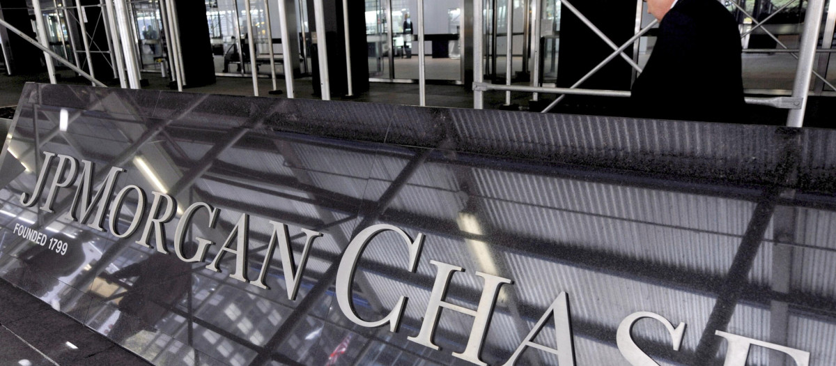 JPMorgan Chase, el primer banco del país por activos, tuvo un descenso en los beneficios del 42 %