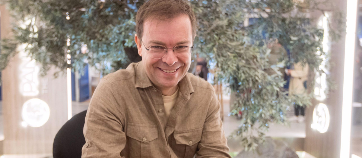 El escritor Javier Sierra