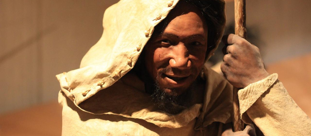 Imagen modelada de un hombre de neandertal