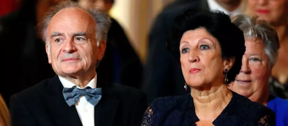 Jean-Michel Macron, padre del presidente de Francia, junto a su segunda mujer, Françoise Nogues-Macron