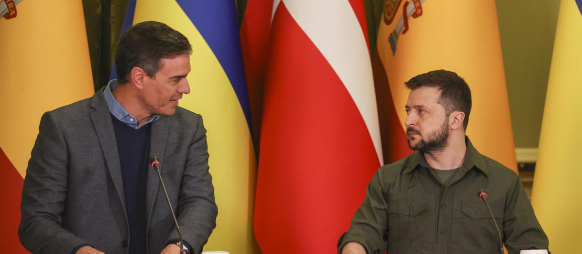 Pedro Sánchez y Volodimir Zelenski en Kiev