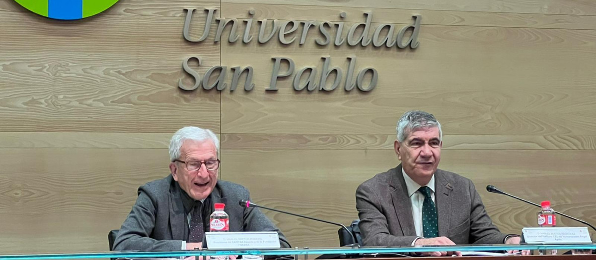 Manuel Bretón, presidente de Cáritas España, y Manuel Bustos