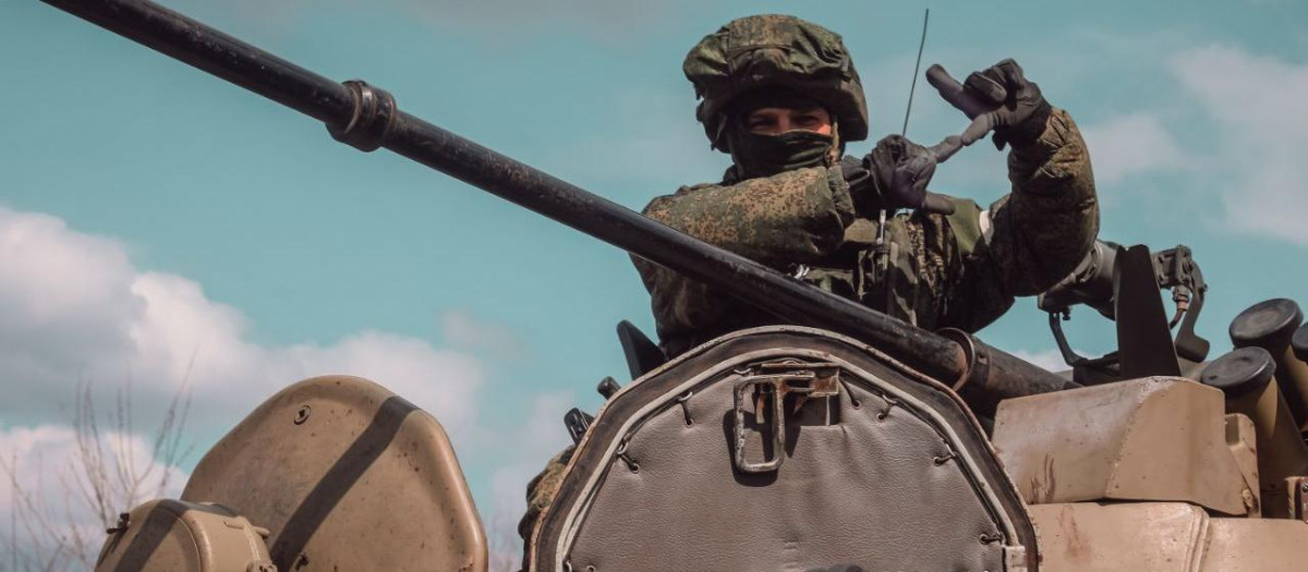 Soldado ruso Donbás