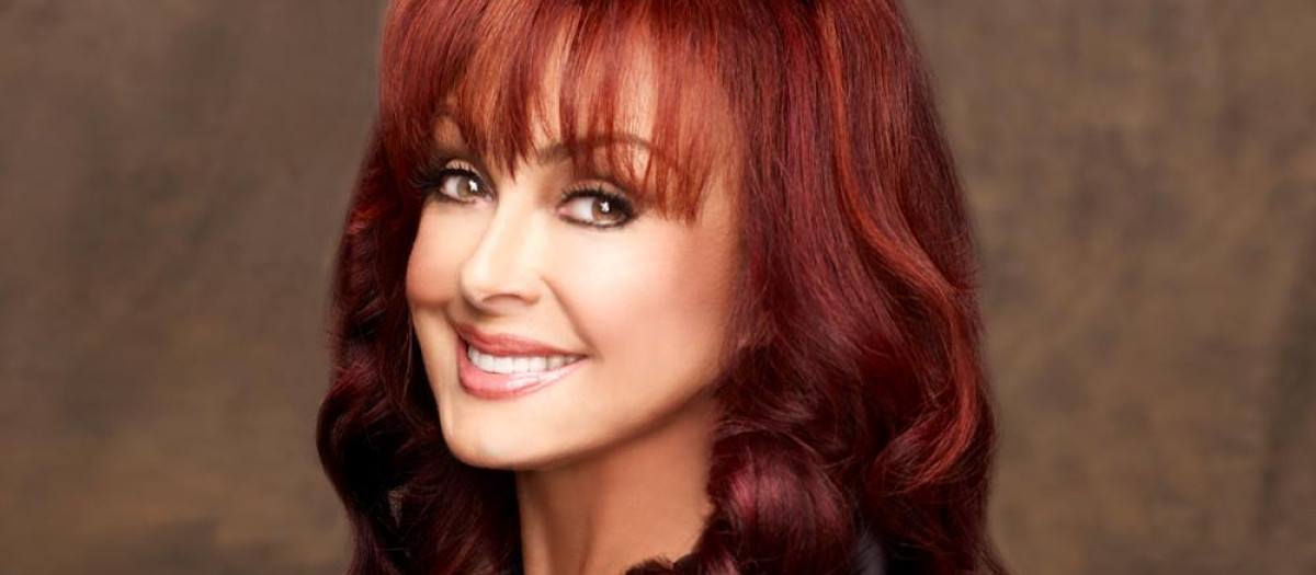 La cantante Naomi Judd formaba un dúo musical junto su hermana Wynnona