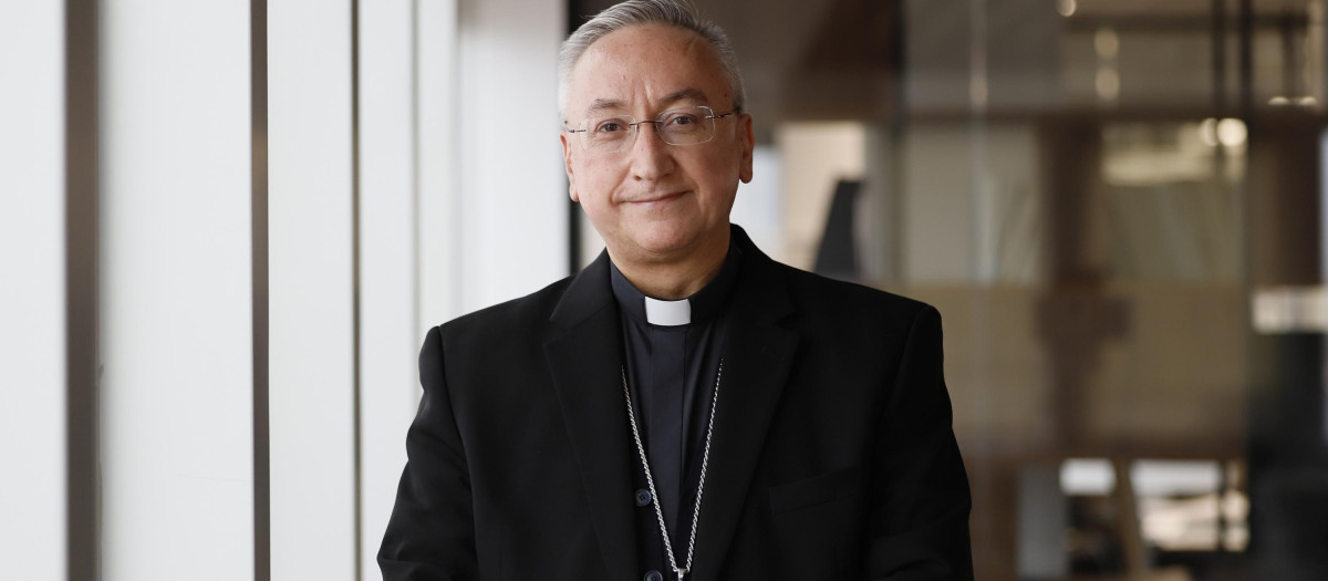 José Rico Pavés visita El Debate para repasar los asuntos de la Iglesia