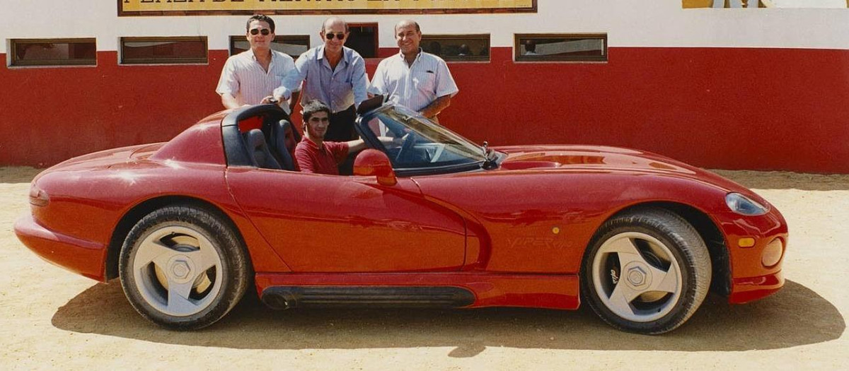Jesulín de Ubrique y su Dodge Viper