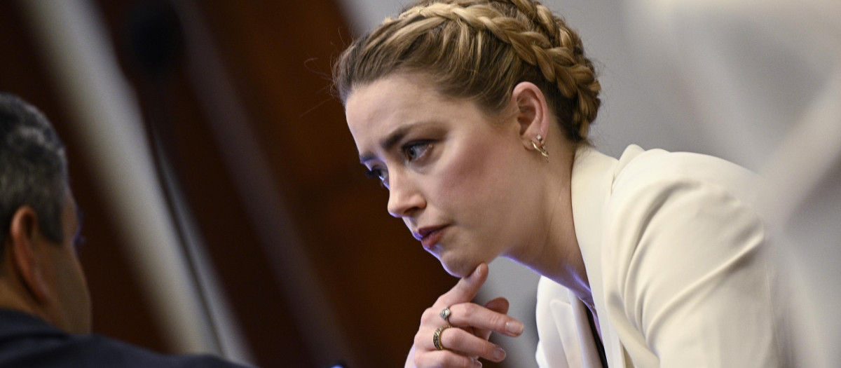 Actress Amber Heard arrives in the courtroom at the Fairfax County Circuit Court in Fairfax, Va., , April 26, 2022