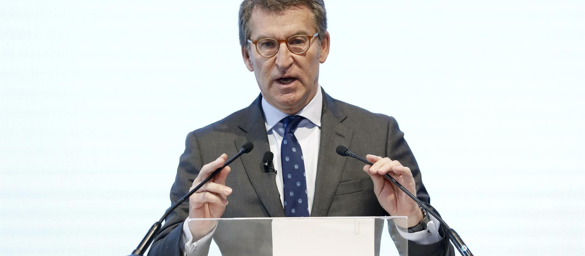 El presidente del PP, Alberto Núñez Feijóo, durante su participación esta viernes en la tercera y última jornada de la Reunión del Cercle Economía