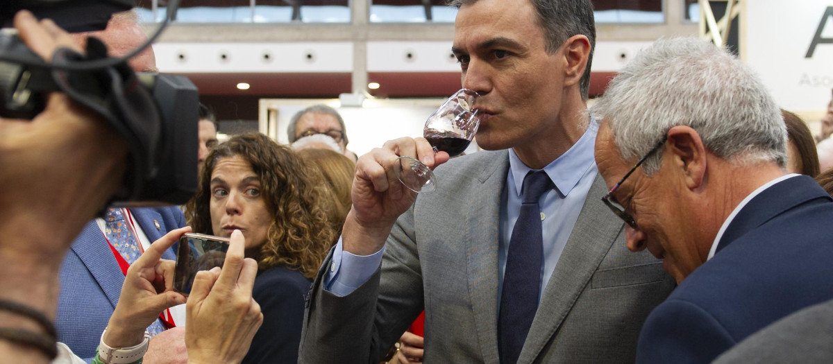 Pedro Sánchez, abucheado a su llegada a la Feria Nacional del Vino