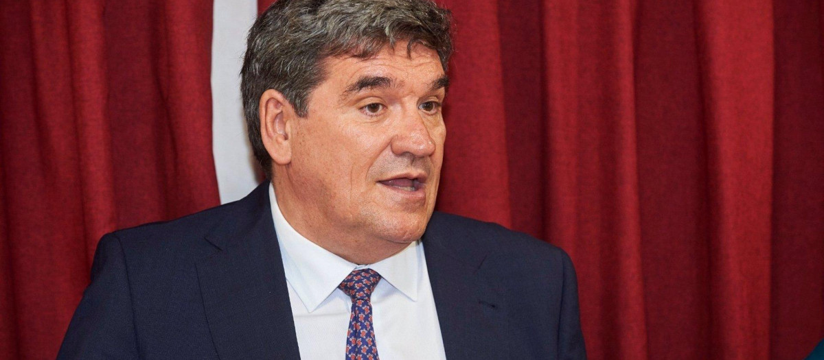 José Luis Escrivá ha negado que la ley del aborto esté preparada para su aprobación