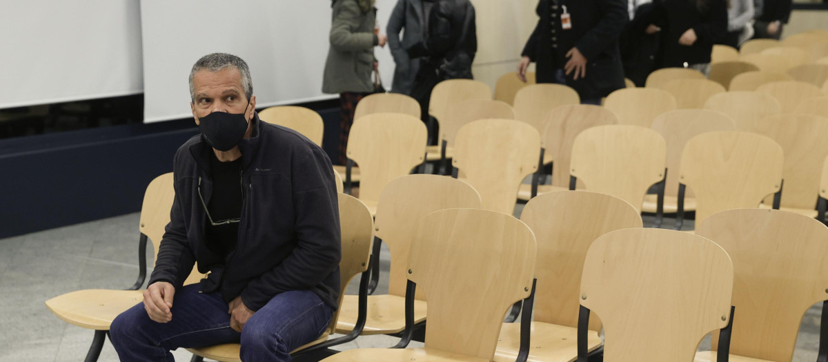 El etarra 'Gadafi' durante el juicio en el que ahora ha sido absuelto por aplicación de la 'Doctrina Atristain'.